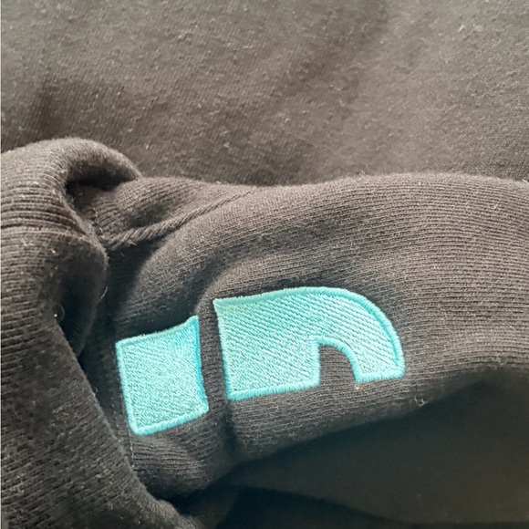 FROSTY PALMS CLASSIC HOODIE - Unisex - Picture 7 of 9